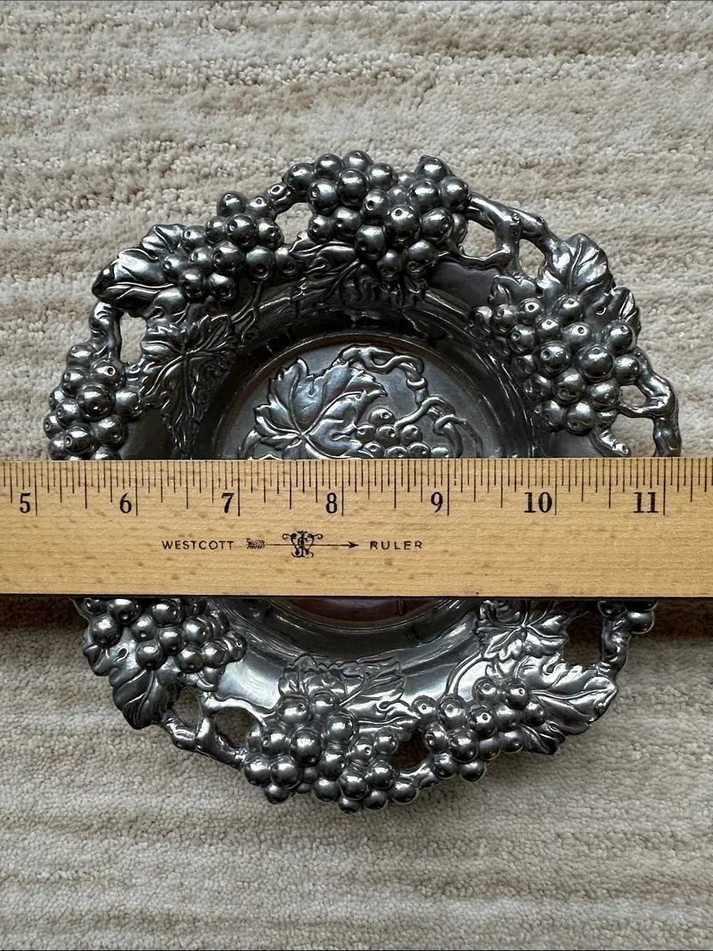 EUC Arthur Court Aluminum Grape Vine Design 6.5